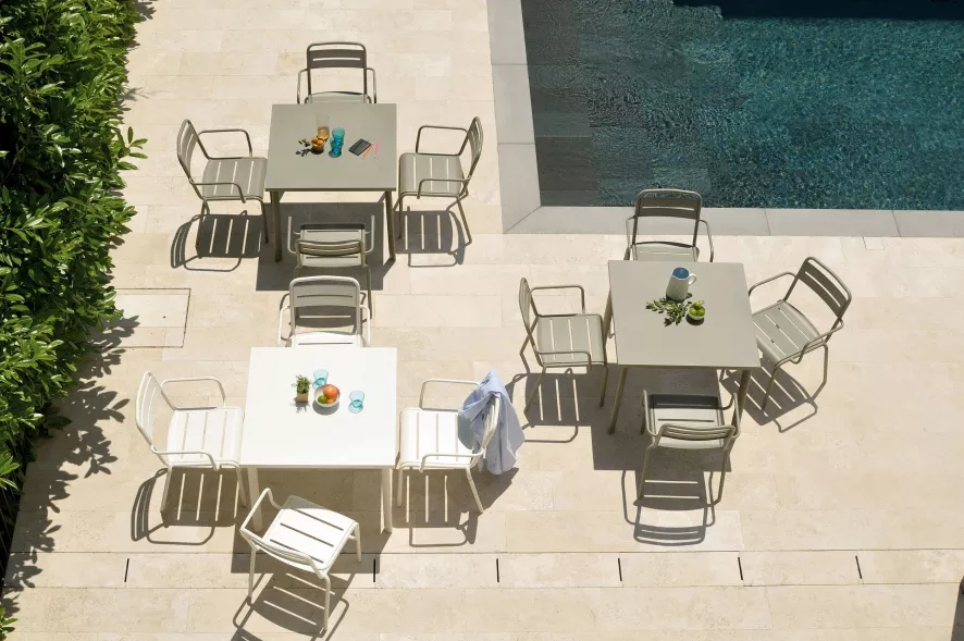 Emu Star Tuintafel Vierkant Taupe 90x90 7 Emu Star Tuintafel Vierkant Taupe 90x90 - Afbeelding 5