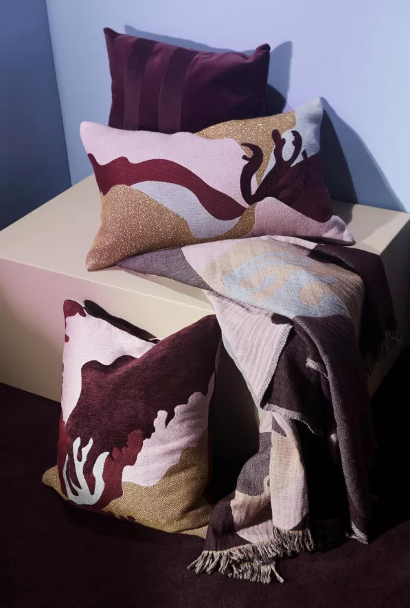 AYTM Flores Kussen 40x60 10 AYTM Flores Kussen 40x60 - Afbeelding 8