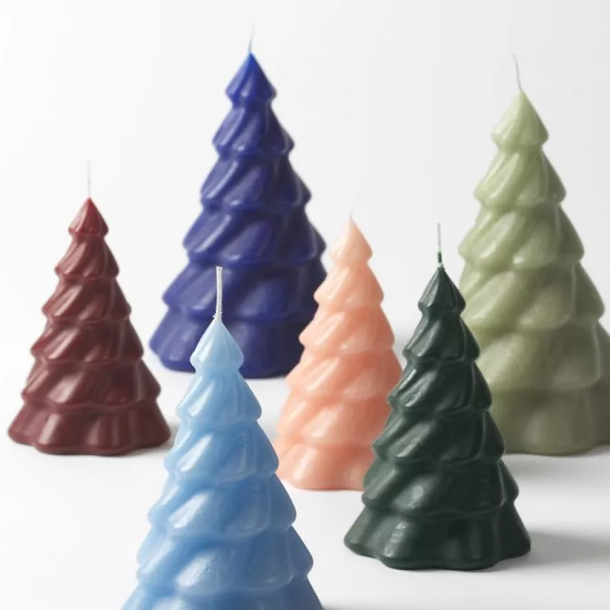 Broste Copenhagen Pinus Kerstboom Kaars Ø10 Light Dusty Green 7 Broste Copenhagen Pinus Kerstboom Kaars Ø10 Light Dusty Green - Afbeelding 5
