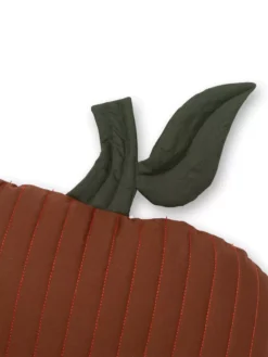 Ferm Living Apple Quilted Kussen -Meubelwinkel x886x886 ferm living apple quilted kussen1.jpg.pagespeed.ic .9xq FFQMrY