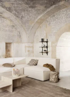 Ferm Living Calm Kussen 48x48 Camel/Black -Meubelwinkel x886x886 ferm living sector shelf wandplank s l4.jpg.pagespeed.ic .J30BMl3yIS