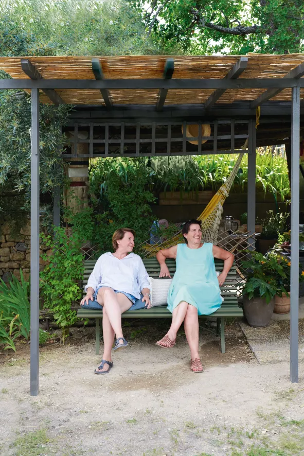 Fermob Louisiane Tuinbank 150 Red Ochre 12 Fermob Louisiane Tuinbank 150 Red Ochre - Afbeelding 10