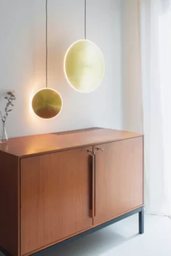 Graypants Chrona Dish 17 Vertical Hanglamp Ø42 Messing 34 Graypants Chrona Dish 17 Vertical Hanglamp Ø42 Messing -Meubelwinkel x886x886 graypants dish 6 horizontal hanglamp24.jpg.pagespeed.ic .XmobxkxZ4k