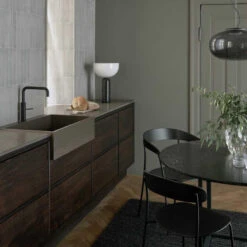 New Works Florence Eettafel Ø120 Smoked Oak Blad -Meubelwinkel x886x886 new works florence eettafel 1205.jpg.pagespeed.ic .JDQPRo0Nu9