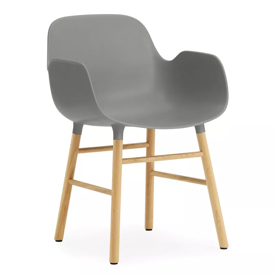 Normann Copenhagen Form Armchair Stoel Met Eiken Onderstel Grijs 3 Normann Copenhagen Form Armchair Stoel Met Eiken Onderstel Grijs