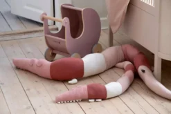 Sebra Mini Sleepy Croc Krokodil Knuffel Powder Blue 9 Sebra Mini Sleepy Croc Krokodil Knuffel Powder Blue -Meubelwinkel x886x886 sebra mini sleepy croc knuffel3.jpg.pagespeed.ic .AnmULaqrof