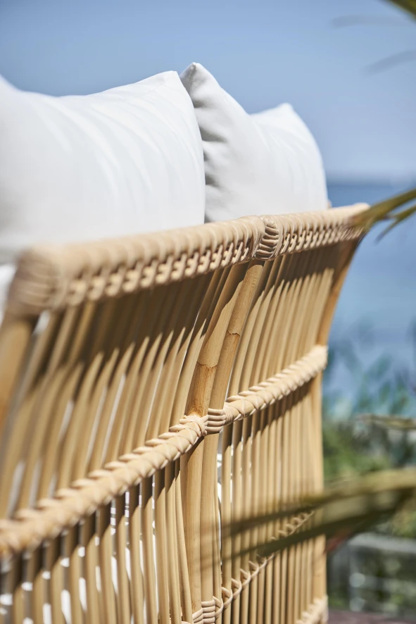 Sika Design Maggie 3-zits Loungebank Tempotest White + Pouf Ottoman 5 Sika Design Maggie 3-zits Loungebank Tempotest White + Pouf Ottoman - Afbeelding 3