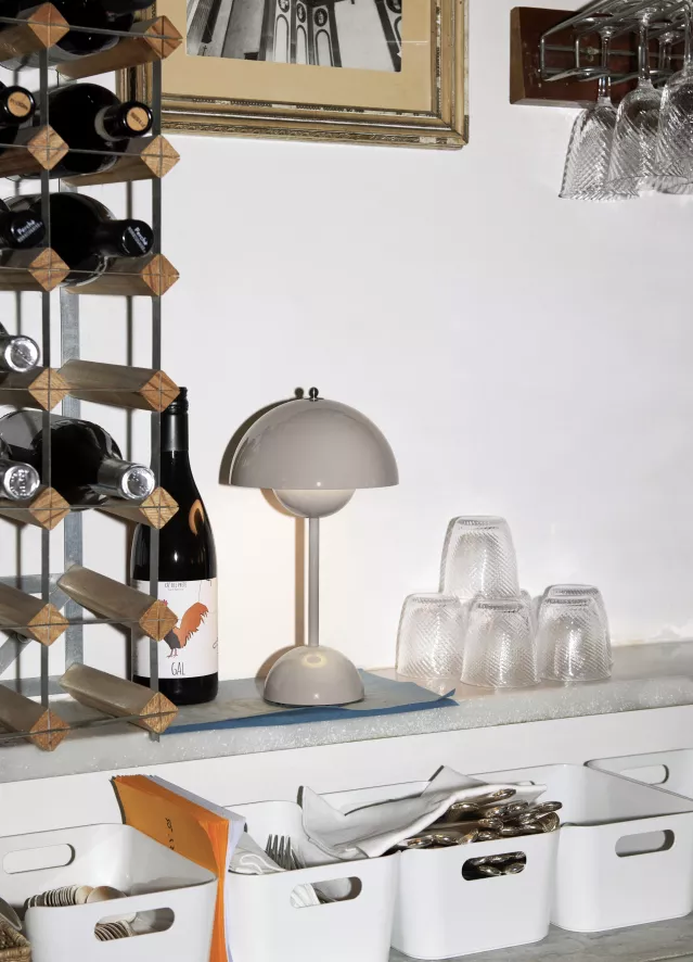 &tradition FlowerPot VP9 Tafellamp LED Oplaadbaar Messing 20 &tradition FlowerPot VP9 Tafellamp LED Oplaadbaar Messing - Afbeelding 18