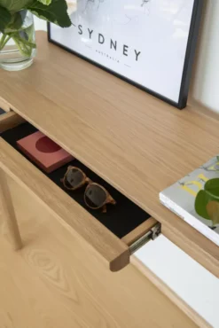 Umage Heart & Soul Sidetable Console Tafel 110x30 Zwart Eiken -Meubelwinkel x886x886 umage heart soul sidetable console tafel5.jpg.pagespeed.ic .XMoJ3iT ff