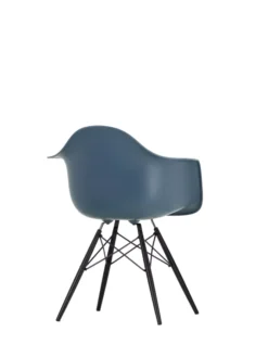 Vitra Eames DAW Stoel Zwart Esdoorn Onderstel, Zeeblauw 15 Vitra Eames DAW Stoel Zwart Esdoorn Onderstel, Zeeblauw -Meubelwinkel x886x886 vitra eames daw stoel met zwart esdoorn onderstel nieuwe kleuren18.jpg.pagespeed.ic .cXXo K0wtl
