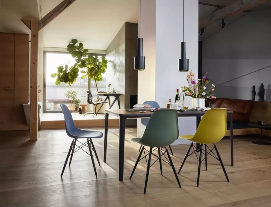 Vitra Eames DSW Stoel Zwart Esdoorn Onderstel, Diepzwart 5 Vitra Eames DSW Stoel Zwart Esdoorn Onderstel, Diepzwart - Afbeelding 3