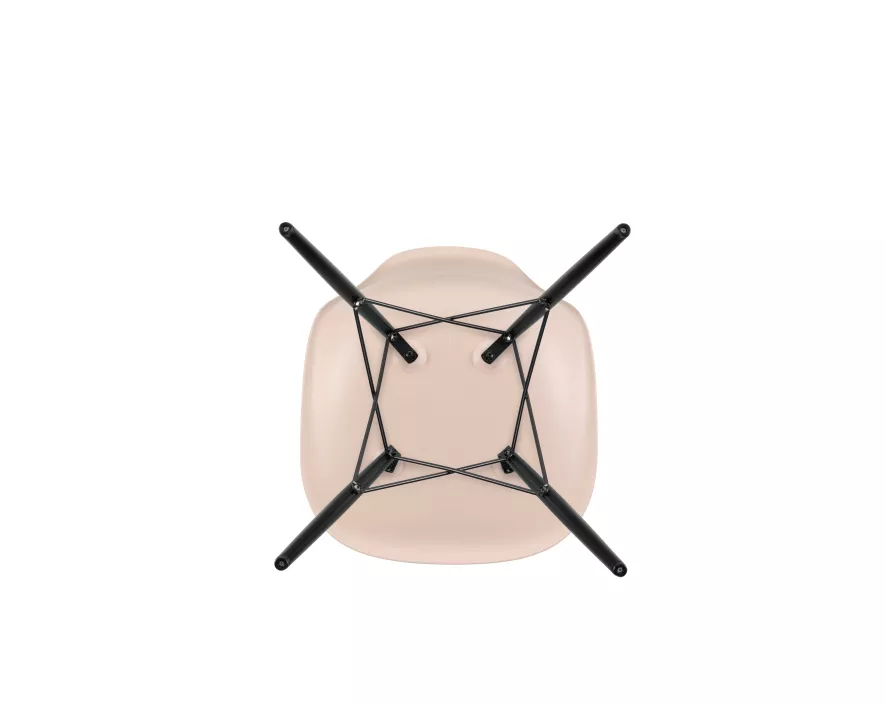 Vitra Eames DSW Stoel Zwart Esdoorn Onderstel, Diepzwart 8 Vitra Eames DSW Stoel Zwart Esdoorn Onderstel, Diepzwart - Afbeelding 6